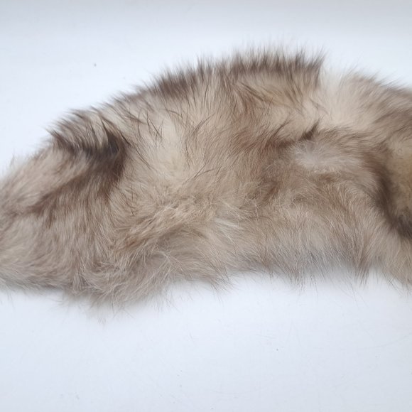 Vintage Wolf or Coyote Fur Stole - Picture 9 of 11